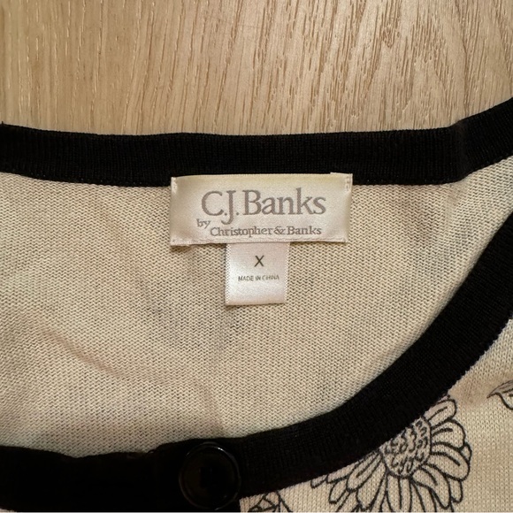 CJ Banks Sunflower Sweater Size X - Picture 3 of 4